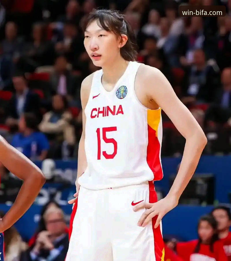 揭秘WCBA总决赛首战惨案背后的真相：四川女篮三外援碾压山西，创历史分差纪录